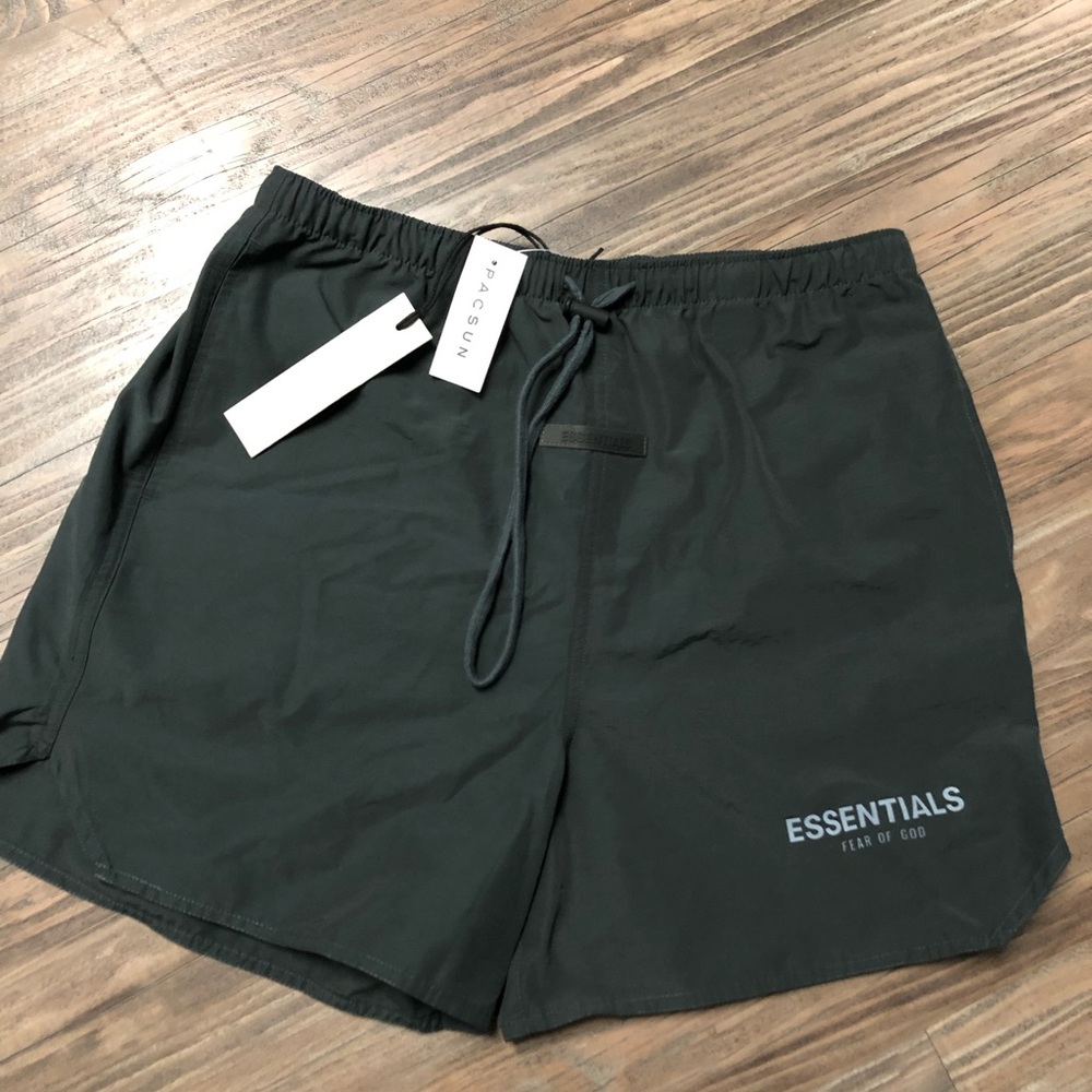 Essentials - Fear of God Shorts Size Small